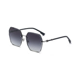 GUN/DC.GREY LENS