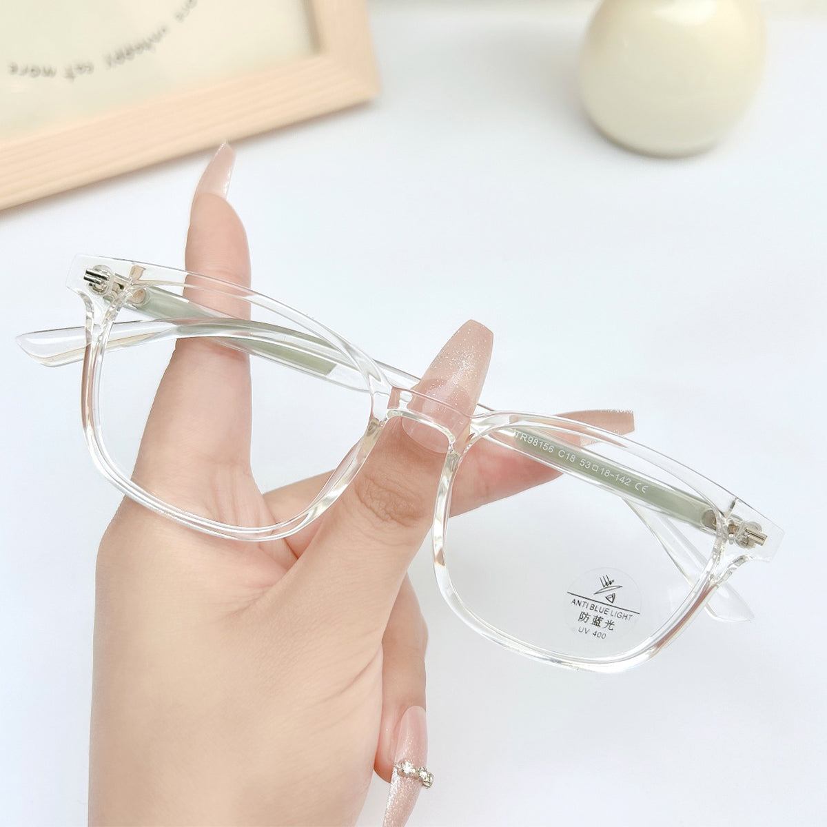 TRANSPARENT/GREEN